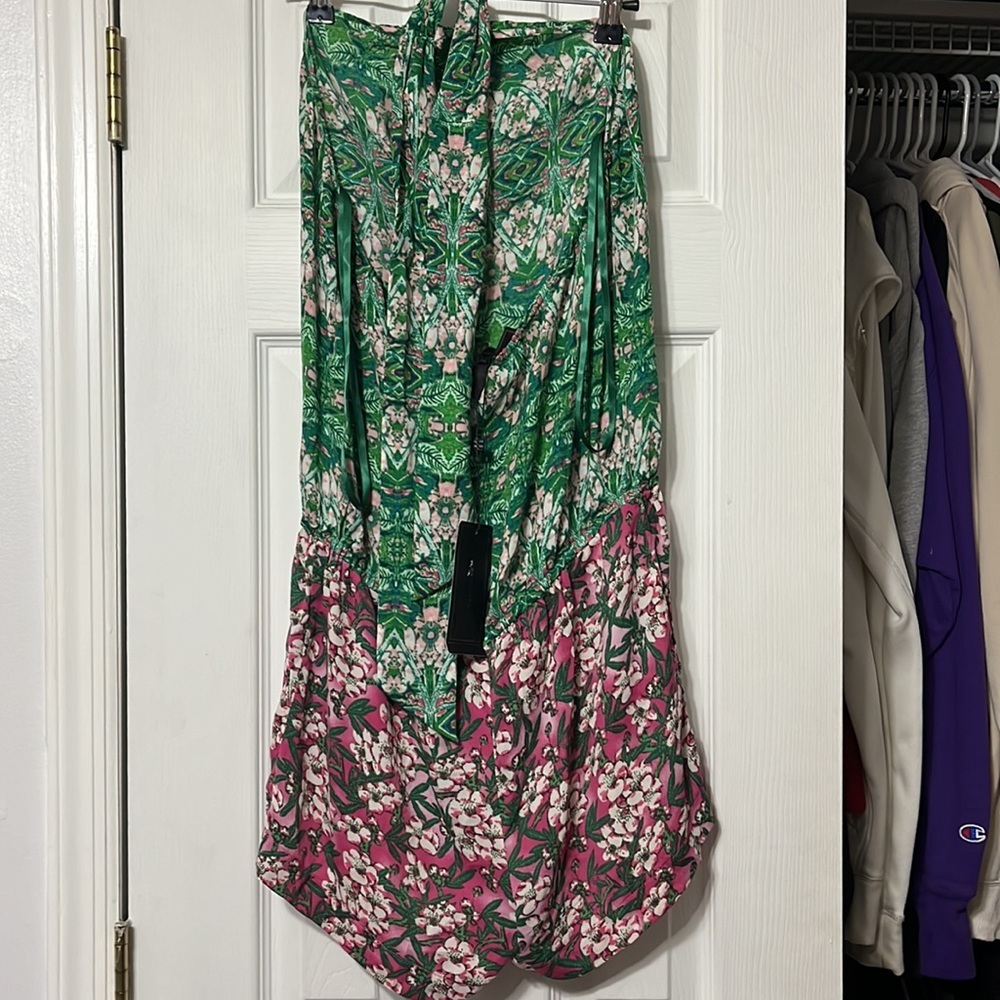NWOT BCBGMAXARIA Romper - Picture 3 of 4